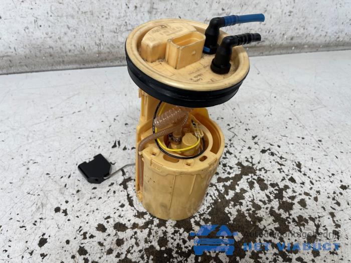 Gebruikte Tank element Pomp Volkswagen Transporter T6 2.0 TDI DRF Prijs € 50,00 Margeregeling aangeboden door Het Viaduct