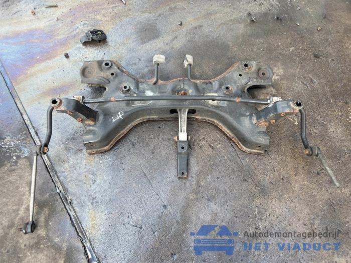 Gebruikte Subframe Volkswagen Up! (121) 1.0 12V EcoFuel Prijs € 100,00 Margeregeling aangeboden door Het Viaduct