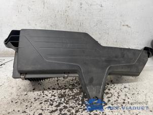 Gebruikte Luchtfilterhuis BMW 1 serie (F21) 116d 1.6 16V Efficient Dynamics Prijs € 40,00 Margeregeling aangeboden door Het Viaduct