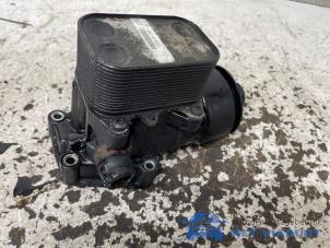 Gebruikte Oliefilterhuis Volkswagen Transporter T6 2.0 TDI DRF Prijs € 30,00 Margeregeling aangeboden door Het Viaduct