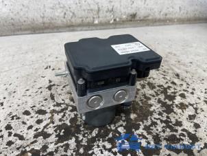 Gebruikte ABS Pomp Skoda Fabia III (NJ3) 1.0 TSI 12V Prijs € 20,00 Margeregeling aangeboden door Het Viaduct