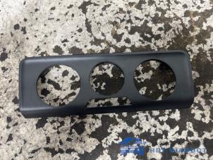 Gebruikte Dashboard deel Skoda Fabia III (NJ3) 1.0 TSI 12V Prijs € 10,00 Margeregeling aangeboden door Het Viaduct