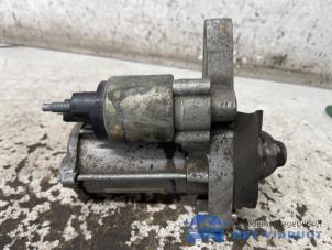 Gebruikte Startmotor Renault Clio V (RJAB) 1.0 TCe 100 12V Prijs € 35,00 Margeregeling aangeboden door Het Viaduct