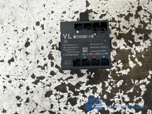 Gebruikte Centrale Deurvergrendelings Module Mercedes E (W212) E-200 CGI 16V BlueEfficiency Prijs € 20,00 Margeregeling aangeboden door Het Viaduct