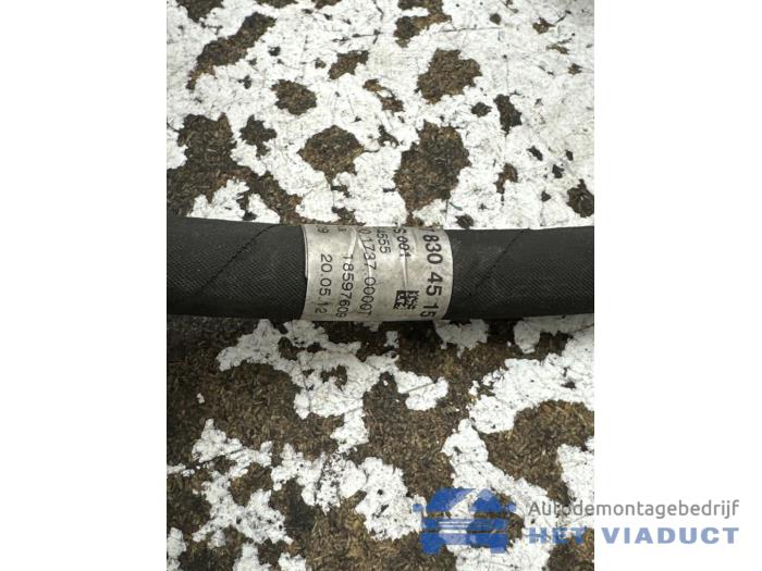 Airco Leiding van een Mercedes-Benz E (W212) E-200 CGI 16V BlueEfficiency 2012