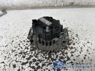 Gebruikte Alternator Mercedes E (W212) E-200 CGI 16V BlueEfficiency Prijs € 80,00 Margeregeling aangeboden door Het Viaduct