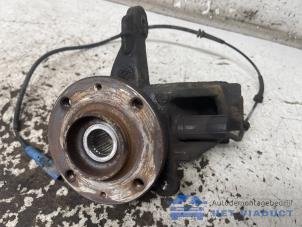 Gebruikte Asschenkel rechts-voor Opel Crossland (X) 1.2 Turbo 12V Prijs € 50,00 Margeregeling aangeboden door Het Viaduct