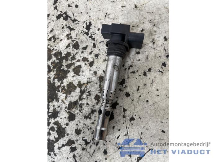 Gebruikte Bobine Volkswagen Polo IV (9N1/2/3) 1.2 Prijs € 10,00 Margeregeling aangeboden door Het Viaduct