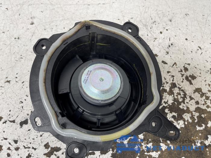 Gebruikte Luidspreker Opel Corsa F (UB/UH/UP) 1.2 Turbo 12V 100 Prijs € 20,00 Margeregeling aangeboden door Het Viaduct