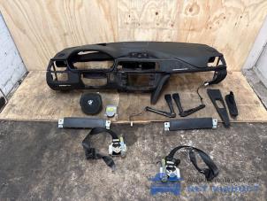 Gebruikte Airbag set + dashboard BMW 3 serie (F30) 330i 2.0 16V Prijs € 1.450,00 Margeregeling aangeboden door Het Viaduct