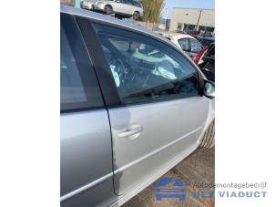 Gebruikte Deur 2Deurs rechts Volkswagen Golf V (1K1) 2.0 GTI 16V Prijs € 100,00 Margeregeling aangeboden door Het Viaduct