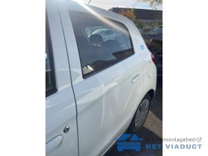 Gebruikte Deur 4Deurs links-achter Mitsubishi Space Star (A0) 1.0 12V Prijs € 400,00 Margeregeling aangeboden door Het Viaduct