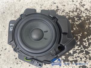 Gebruikte Luidspreker Audi A8 (D4) 4.2 TDI V8 32V Quattro Prijs € 50,00 Margeregeling aangeboden door Het Viaduct