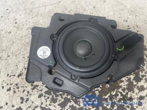 Gebruikte Luidspreker Audi A8 (D4) 4.2 TDI V8 32V Quattro Prijs € 100,00 Margeregeling aangeboden door Het Viaduct