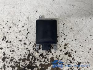 Gebruikte Radar sensor Audi A8 (D4) 4.2 TDI V8 32V Quattro Prijs € 150,00 Margeregeling aangeboden door Het Viaduct