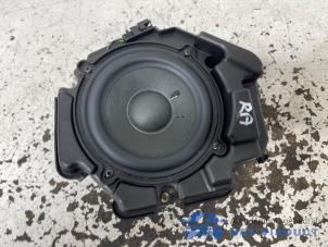 Gebruikte Luidspreker Audi A8 (D4) 4.2 TDI V8 32V Quattro Prijs € 50,00 Margeregeling aangeboden door Het Viaduct