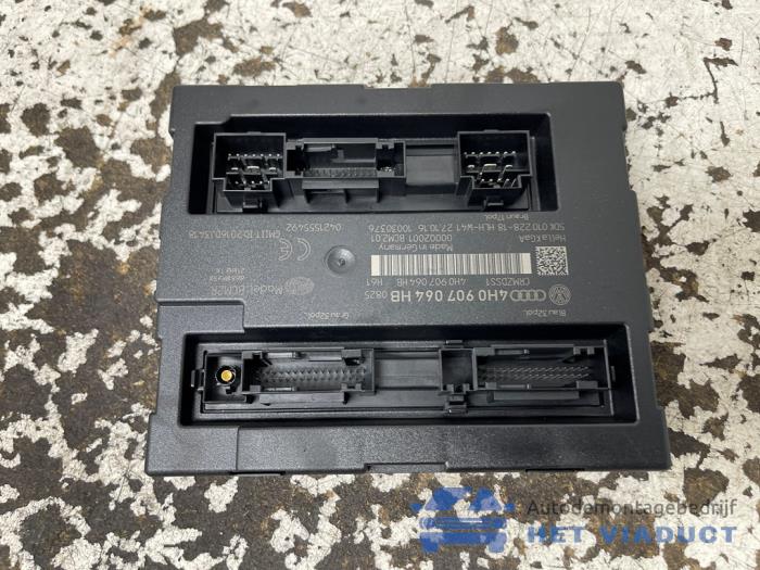 Computer Body Control van een Audi A8 (D4) 4.2 TDI V8 32V Quattro 2016