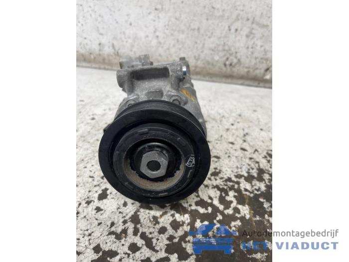 Gebruikte Aircopomp Audi A8 (D4) 4.2 TDI V8 32V Quattro Prijs € 200,00 Margeregeling aangeboden door Het Viaduct