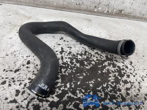 Gebruikte Intercooler Slang Opel Astra L Sports Tourer (F4/FC/FN/FR) 1.2 Turbo 110 12V Prijs € 25,00 Margeregeling aangeboden door Het Viaduct