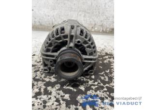 Gebruikte Alternator Opel Zafira (M75) 1.8 16V Ecotec Prijs € 50,00 Margeregeling aangeboden door Het Viaduct