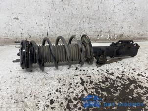 Gebruikte Mac Phersonpoot rechts-voor Ford Transit Courier 1.5 EcoBlue Prijs € 60,00 Margeregeling aangeboden door Het Viaduct