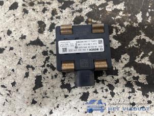 Gebruikte Radar sensor Hyundai Kona (OS) 64 kWh Prijs € 200,00 Margeregeling aangeboden door Het Viaduct