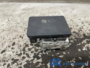 Gebruikte ABS Pomp BMW 1 serie (F21) 120d TwinPower Turbo 2.0 16V Prijs € 200,00 Margeregeling aangeboden door Het Viaduct