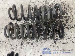 Gebruikte Schroefveer achter Ford Usa Mustang V 3.7 V6 24V Duratec Ti-VCT Prijs € 75,00 Margeregeling aangeboden door Het Viaduct