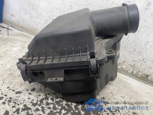 Gebruikte Luchtfilterhuis Ford Usa Mustang V 3.7 V6 24V Duratec Ti-VCT Prijs € 100,00 Margeregeling aangeboden door Het Viaduct