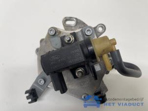 Gebruikte Vacuumpomp (Benzine) Ford C-Max (DXA) 1.0 Ti-VCT EcoBoost 12V 125 Prijs € 70,00 Margeregeling aangeboden door Het Viaduct