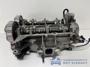 Gebruikte Cilinderkop Ford C-Max (DXA) 1.0 Ti-VCT EcoBoost 12V 125 Prijs € 300,00 Margeregeling aangeboden door Het Viaduct