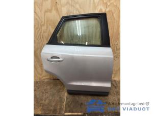 Gebruikte Deur 4Deurs rechts-achter Audi Q3 (8UB/8UG) 2.0 TDI 16V 136 Prijs € 300,00 Margeregeling aangeboden door Het Viaduct