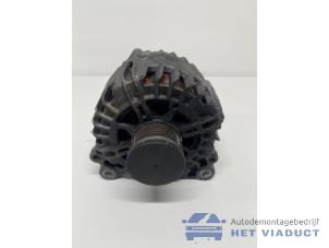 Gebruikte Alternator Volkswagen Passat Variant (365) 1.4 TSI 16V Prijs € 30,00 Margeregeling aangeboden door Het Viaduct