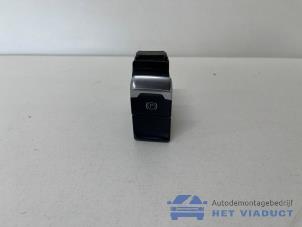 Gebruikte Schakelaar handrem Audi A5 Sportback (8TA) 1.8 TFSI 16V Prijs € 15,00 Margeregeling aangeboden door Het Viaduct