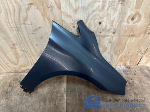 Gebruikte Voorscherm rechts BMW 2 serie Active Tourer (F45) 216d 1.5 TwinPower Turbo 12V Prijs € 175,00 Margeregeling aangeboden door Het Viaduct