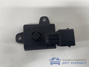 Gebruikte Start/Stop relais Peugeot 308 SW (L4/L9/LC/LJ/LR) 1.2 12V e-THP PureTech 110 Prijs € 40,00 Margeregeling aangeboden door Het Viaduct