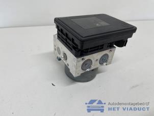 Gebruikte ABS Pomp BMW 2 serie Active Tourer (F45) 216d 1.5 TwinPower Turbo 12V Prijs € 150,00 Margeregeling aangeboden door Het Viaduct