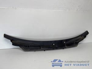 Gebruikte Paravent BMW 2 serie Active Tourer (F45) 216d 1.5 TwinPower Turbo 12V Prijs € 30,00 Margeregeling aangeboden door Het Viaduct