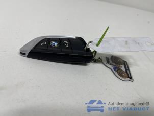 Gebruikte Sleutel BMW 2 serie Active Tourer (F45) 216d 1.5 TwinPower Turbo 12V Prijs € 50,00 Margeregeling aangeboden door Het Viaduct