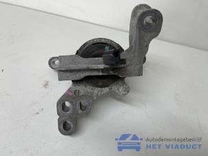 Gebruikte Motorsteun Mazda 2 (DJ/DL) 1.5 SkyActiv-G 90 Prijs € 30,00 Margeregeling aangeboden door Het Viaduct