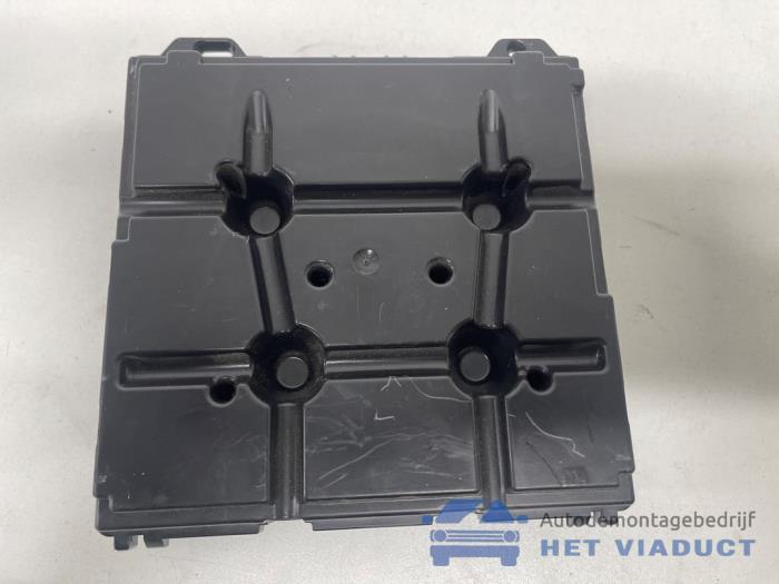 Computer Body Control van een Volkswagen Transporter T5 2.0 TDI DRF 2012