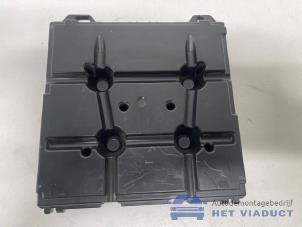 Module Bodycontrol van een Volkswagen Transporter T5 2.0 TDI DRF 2012