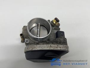 Gebruikte Gasklephuis Opel Zafira (M75) 1.8 16V Ecotec Prijs € 30,00 Margeregeling aangeboden door Het Viaduct