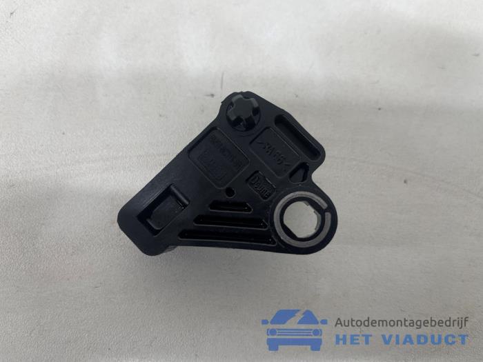 Gebruikte BDP Sensor Ford Focus 4 Wagon 1.0 EcoBoost 12V Hybrid 155 Prijs € 15,00 Margeregeling aangeboden door Het Viaduct