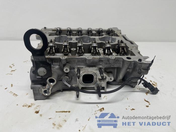 Gebruikte Cilinderkop Ford Focus 4 Wagon 1.0 EcoBoost 12V Hybrid 155 Prijs € 350,00 Margeregeling aangeboden door Het Viaduct