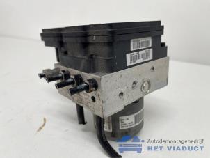 Gebruikte ABS Pomp Hyundai i20 1.2i 16V Prijs € 50,00 Margeregeling aangeboden door Het Viaduct