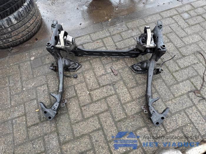 Gebruikte Subframe Audi A6 Avant (C7) 3.0 TDI V6 24V Quattro Prijs € 100,00 Margeregeling aangeboden door Het Viaduct