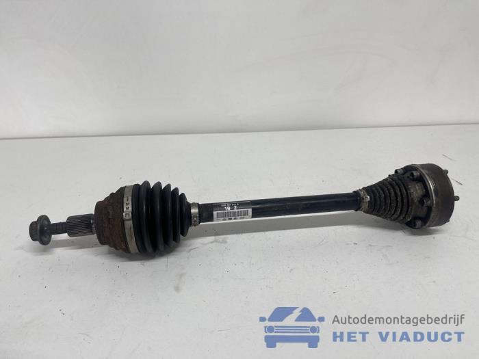 Gebruikte Steekas links-voor Volkswagen Golf VII (AUA) 1.2 TSI 16V Prijs € 50,00 Margeregeling aangeboden door Het Viaduct