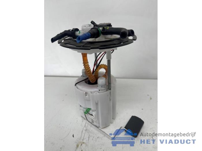 Gebruikte Tank element Pomp Hyundai i10 1.2 16V Prijs € 100,00 Margeregeling aangeboden door Het Viaduct