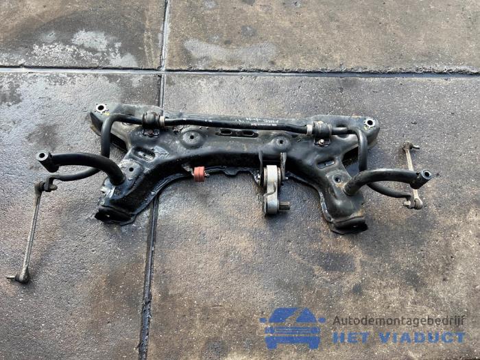 Gebruikte Subframe Ford EcoSport (JK8) 1.0 EcoBoost 12V 125 Prijs € 100,00 Margeregeling aangeboden door Het Viaduct